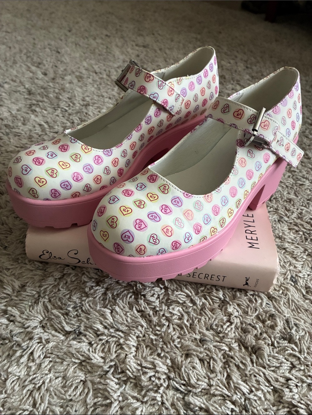 koi White Mary Jane Platform Heels with Pink Soles and Multicolor Heart Print - Picture 1 of 7